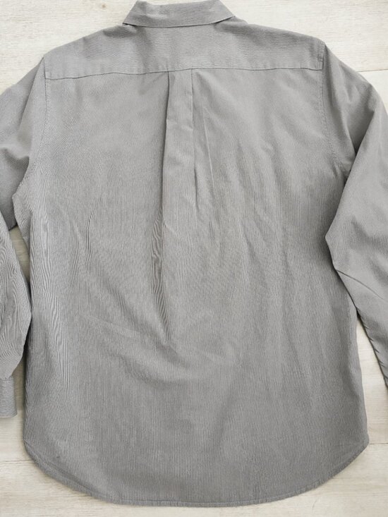 Vince Classic Fit Striped Button-Down Shirt (M5394-1387) Size Large - Picture 4 of 6